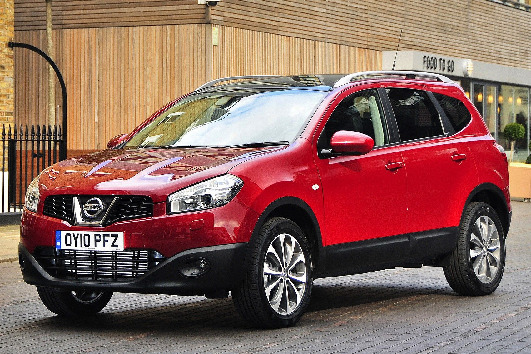 Nissan Qashqai+2