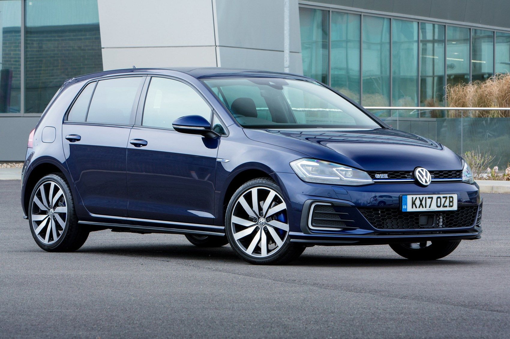 volkswagen golf hybride