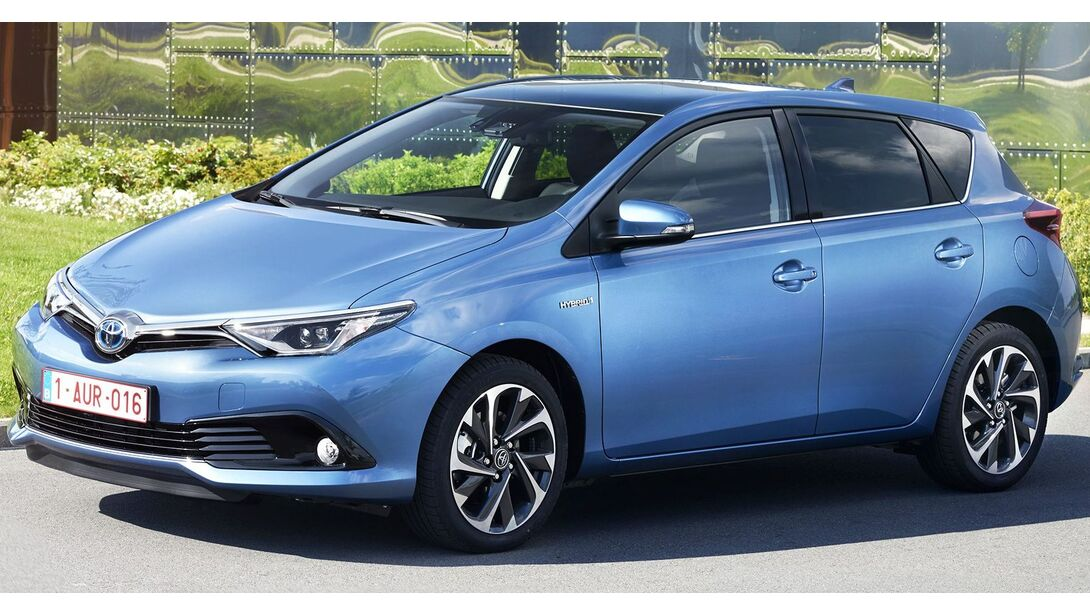 toyota auris hybrid