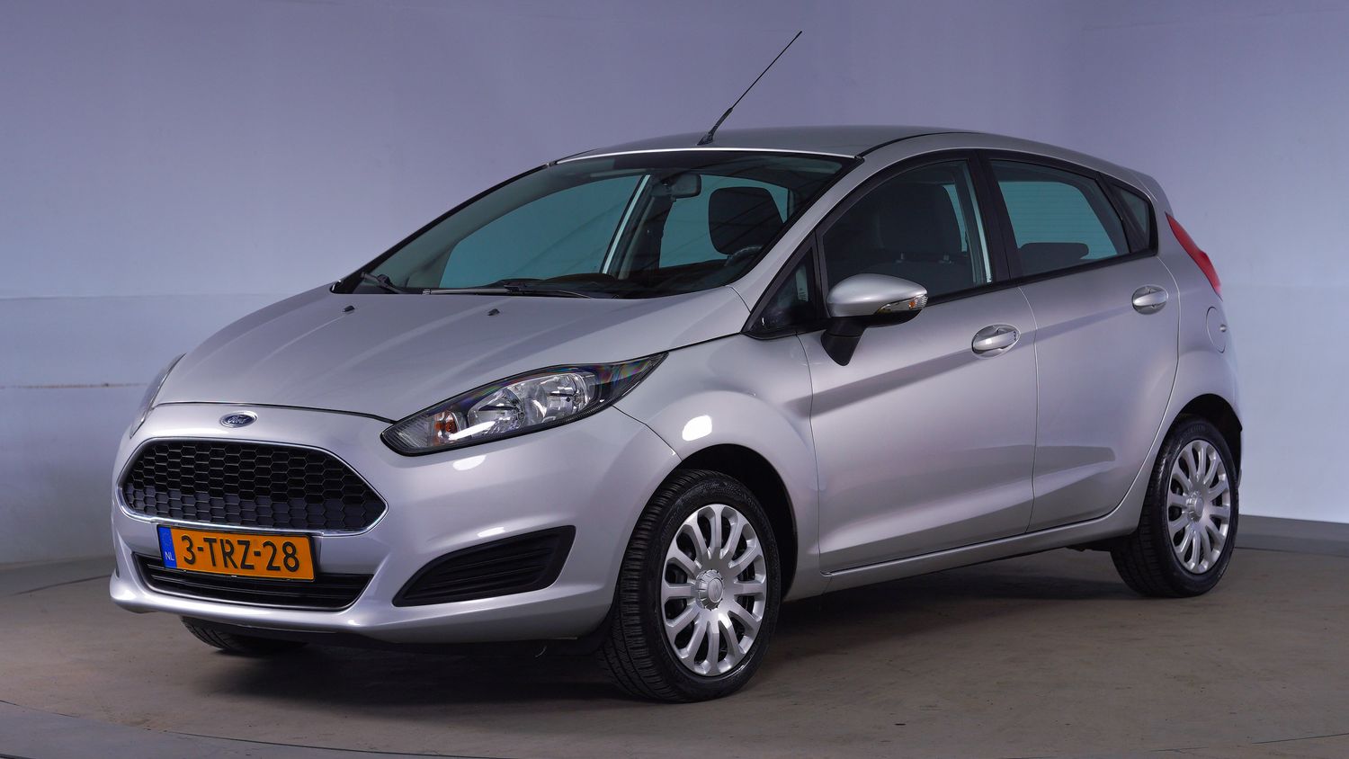 Ford Fiesta Hatchback 2014 3-TRZ-28 1