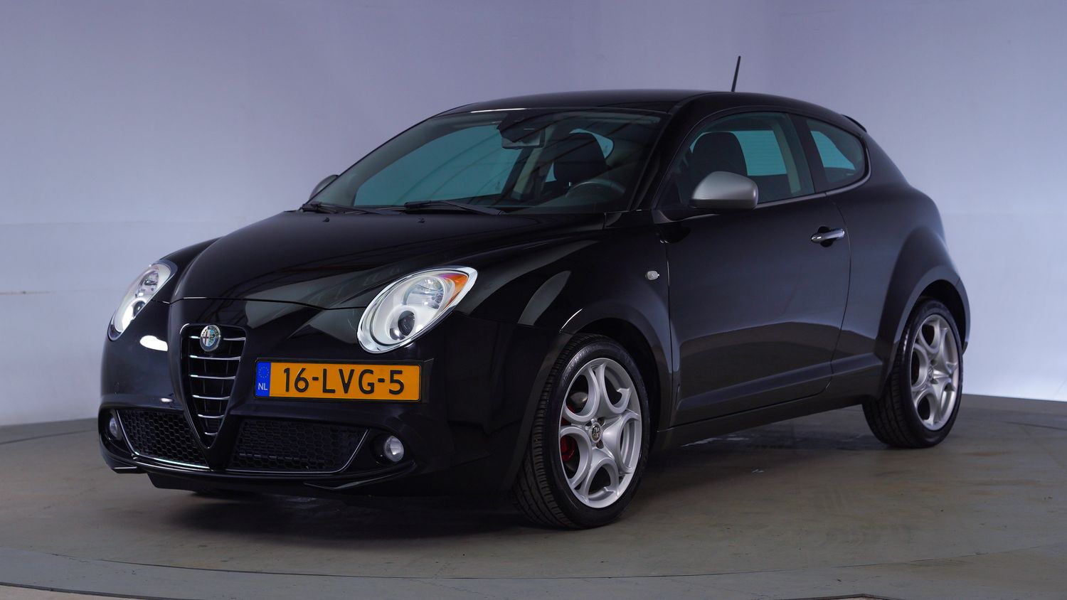 Alfa Romeo MiTo Hatchback 2010 16-LVG-5 1