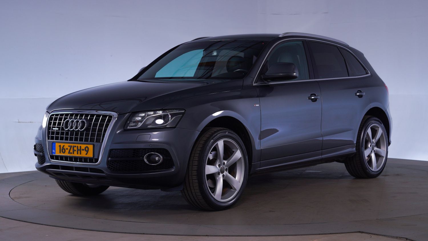 Audi Q5 SUV / Terreinwagen 2012 16-ZFH-9 1