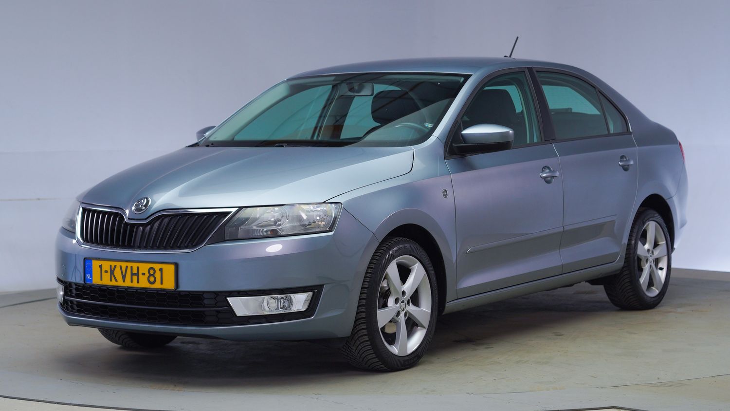 Skoda Rapid Sedan 2013 1-KVH-81 1