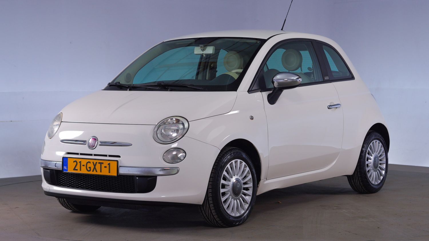 Fiat 500 Hatchback 2008 21-GXT-1 1