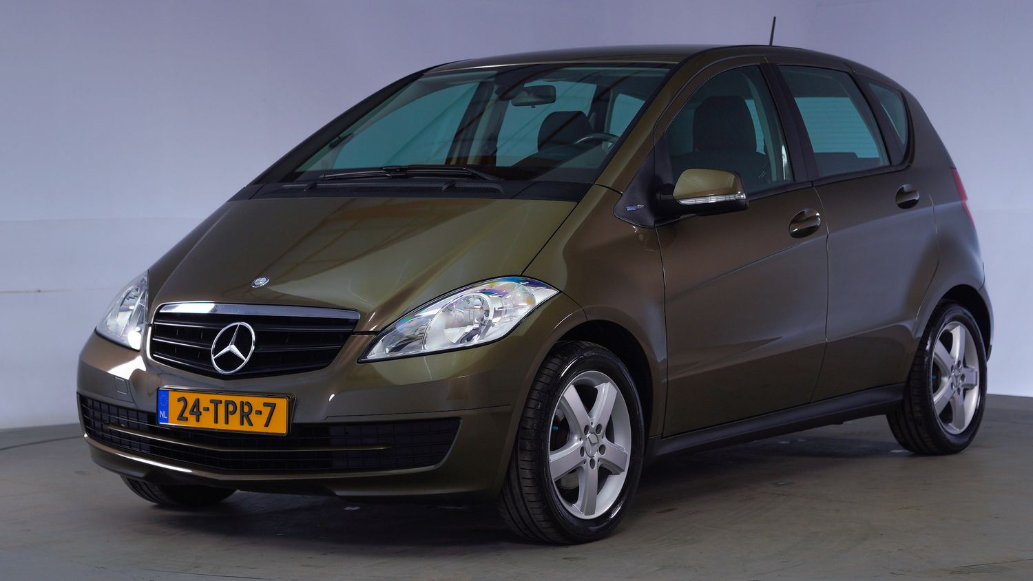 Mercedes-Benz A-klasse Hatchback 2012 24-TPR-7 1