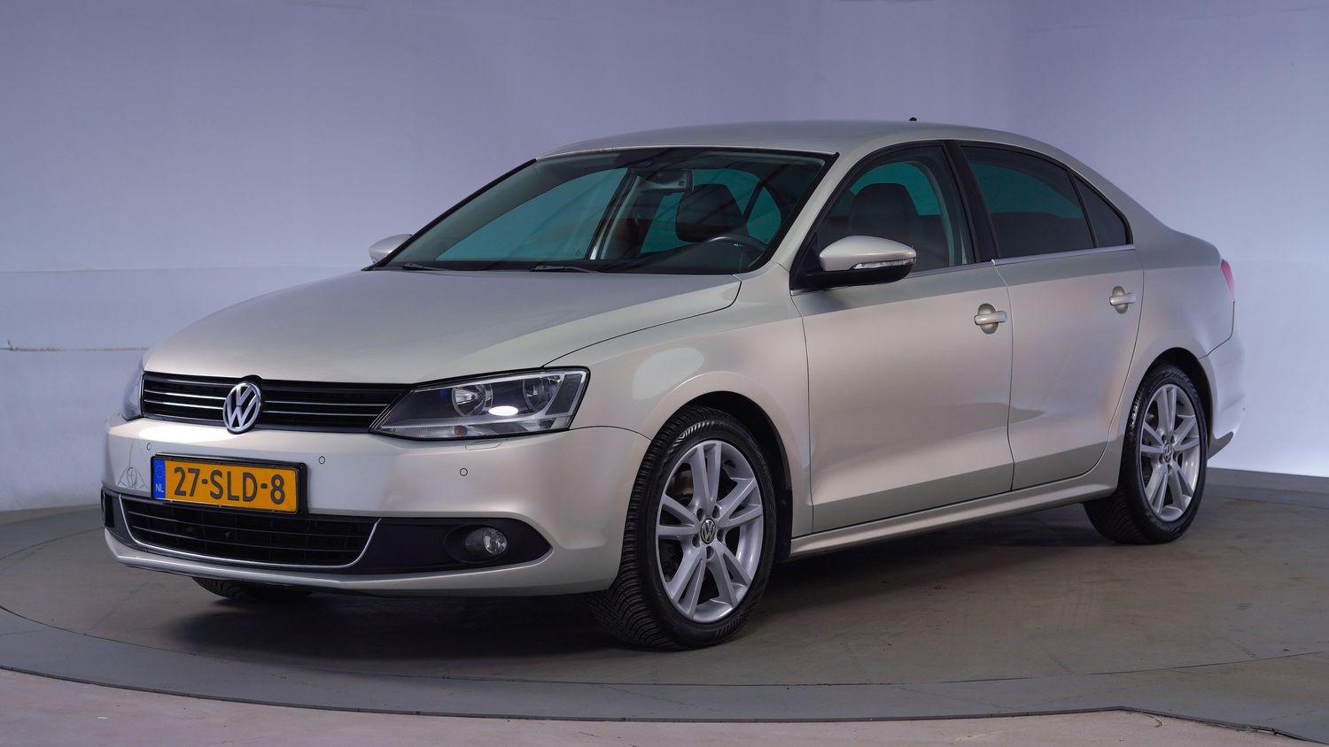 Volkswagen Jetta Sedan 2011 27-SLD-8 1