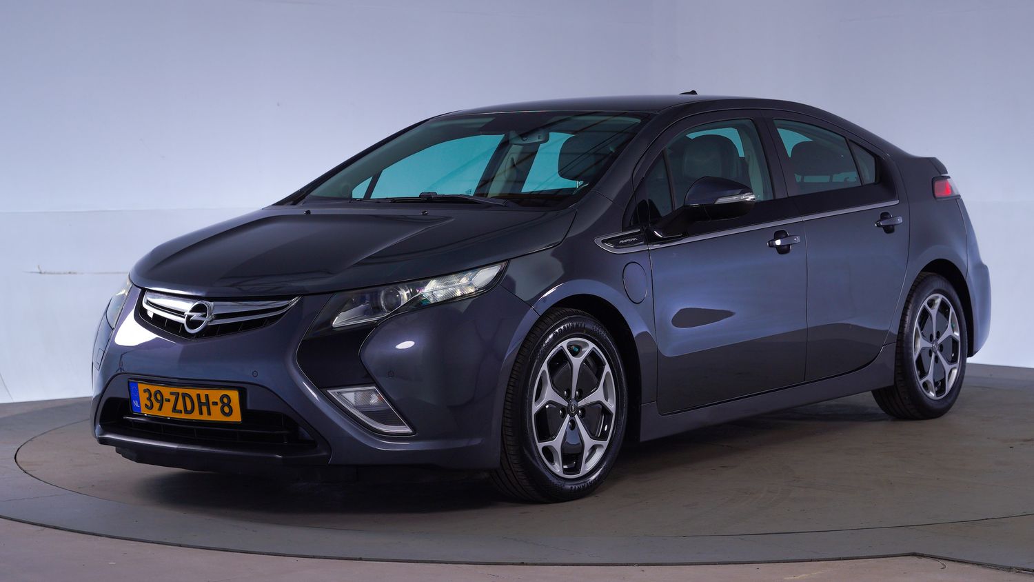Opel Ampera Hatchback 2012 39-ZDH-8 1