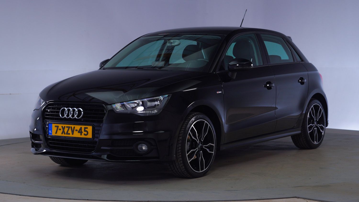 Audi A1 Hatchback 2014 7-XZV-45 1