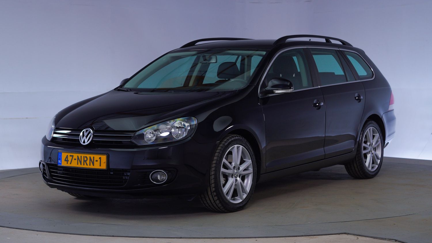 Volkswagen Golf Station 2010 47-NRN-1 1