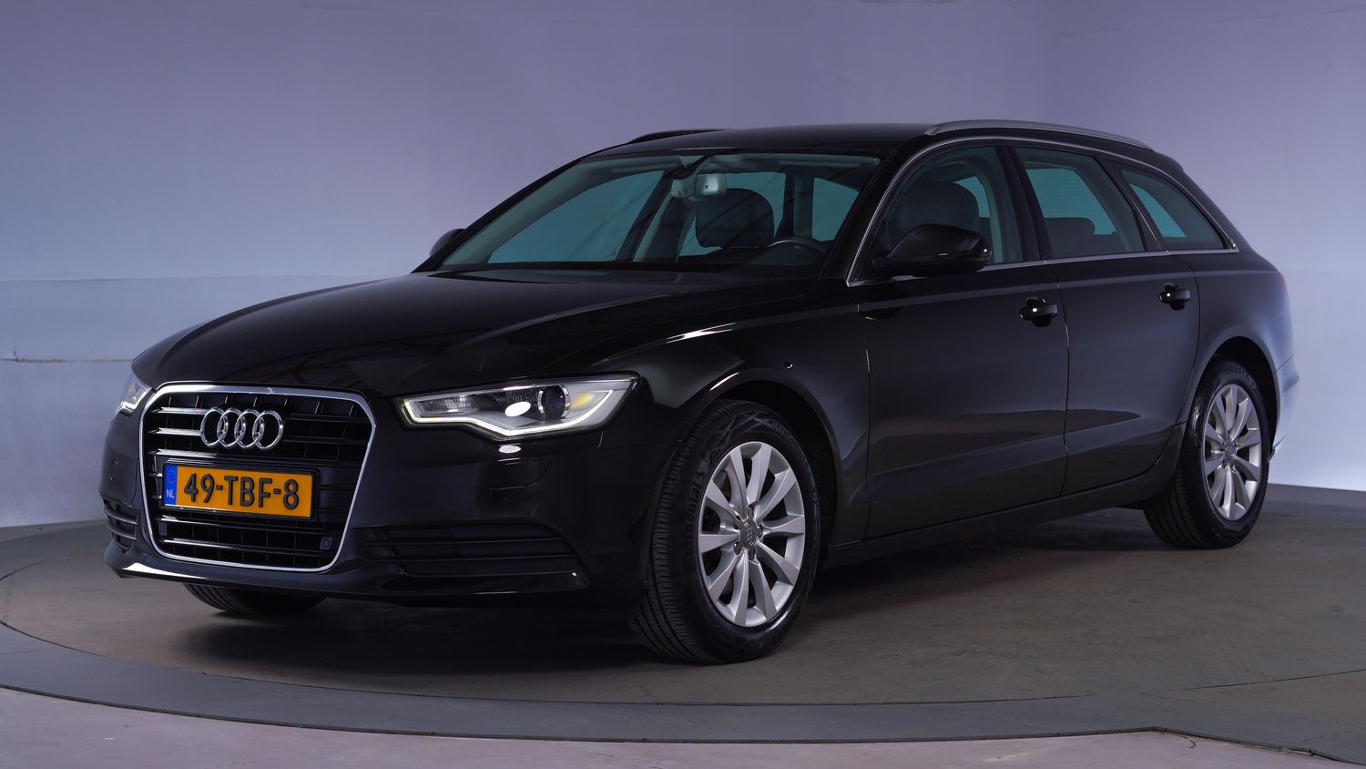 Audi A6 Station 2012 49-TBF-8 1