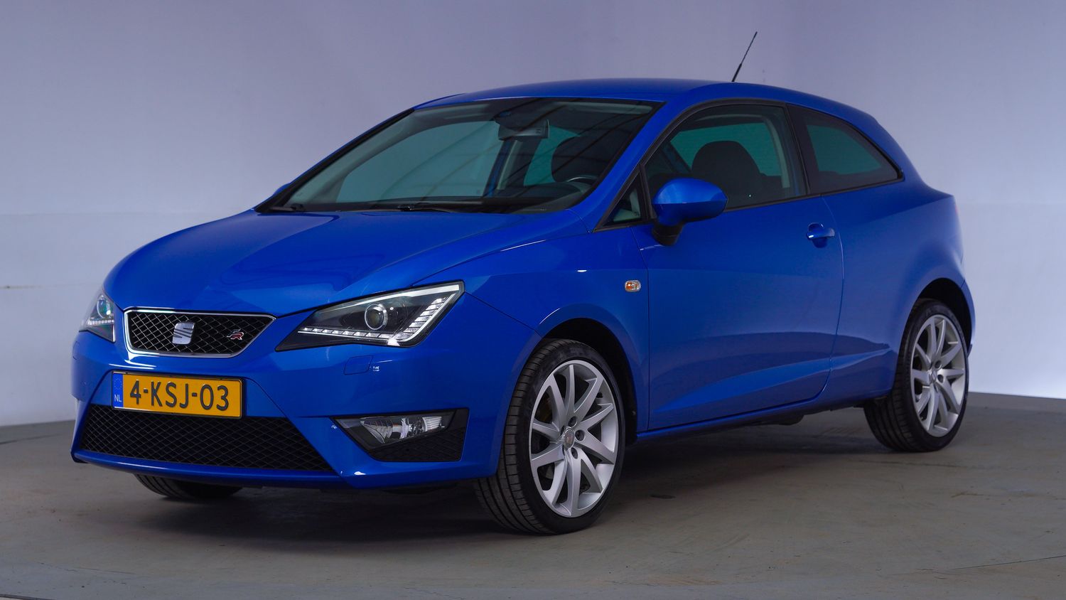 Seat Ibiza Hatchback 2013 4-KSJ-03 1