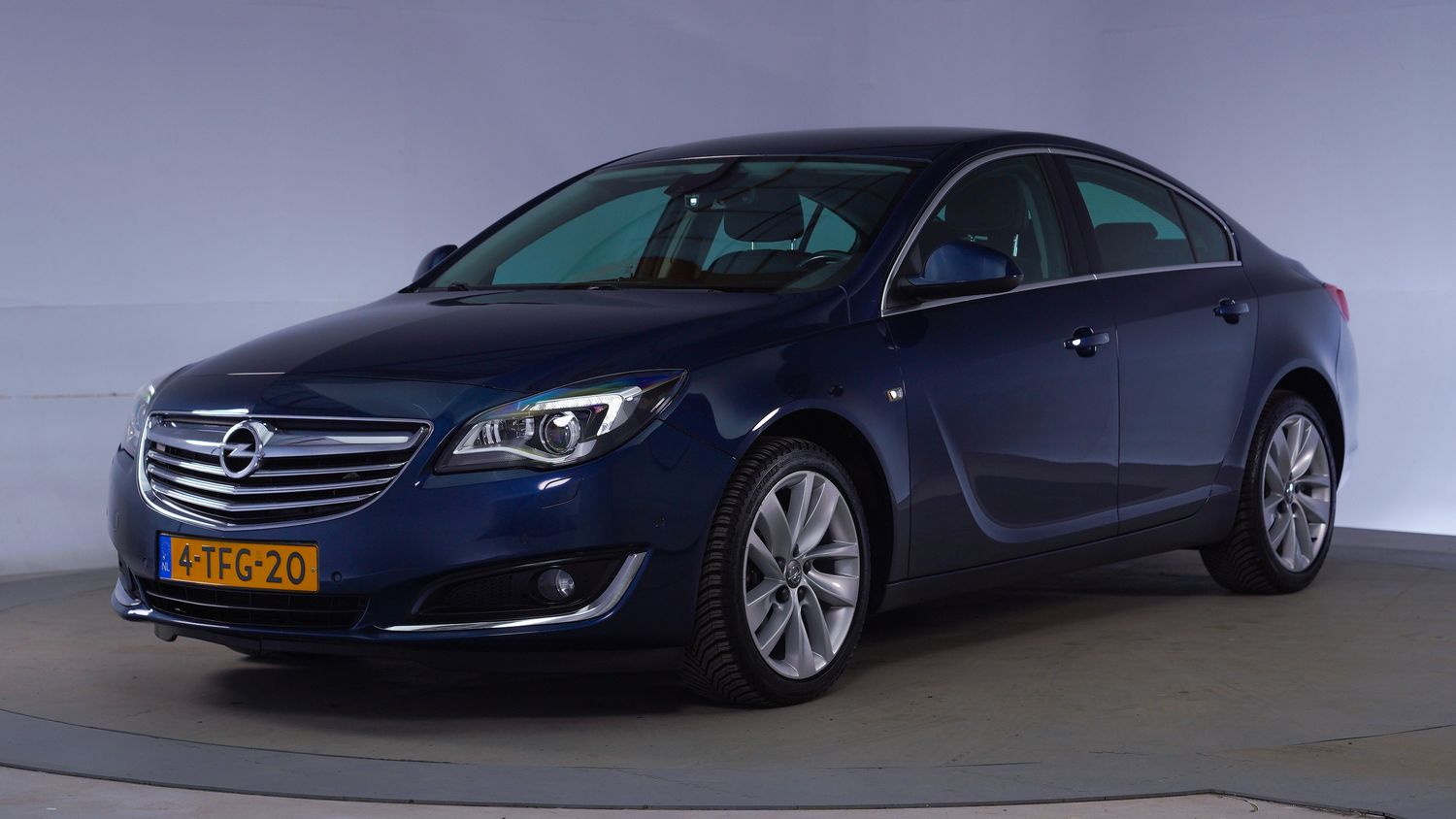 Opel Insignia Sedan 2014 4-TFG-20 1