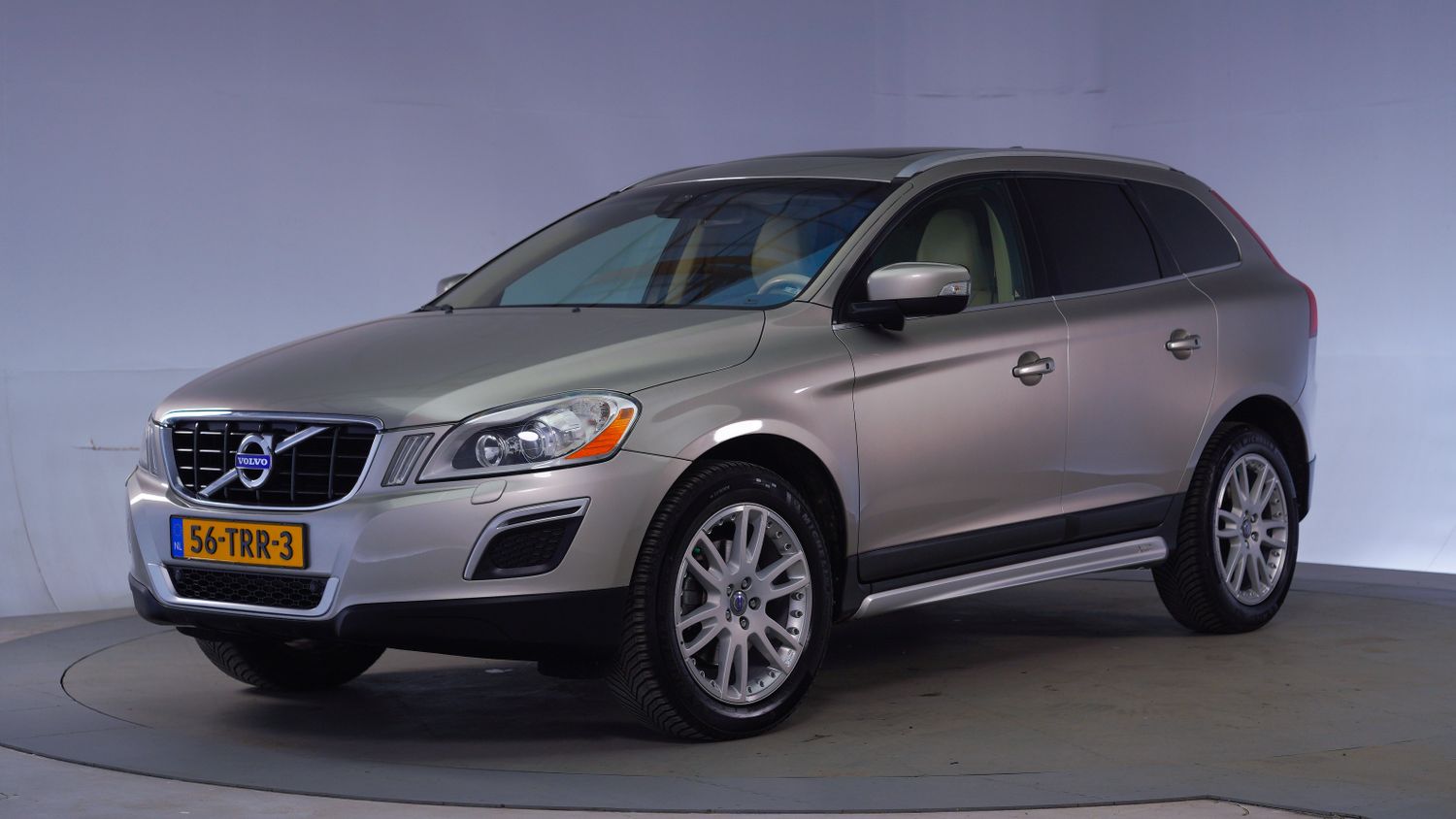 Volvo XC60 MPV 2012 56-TRR-3 1