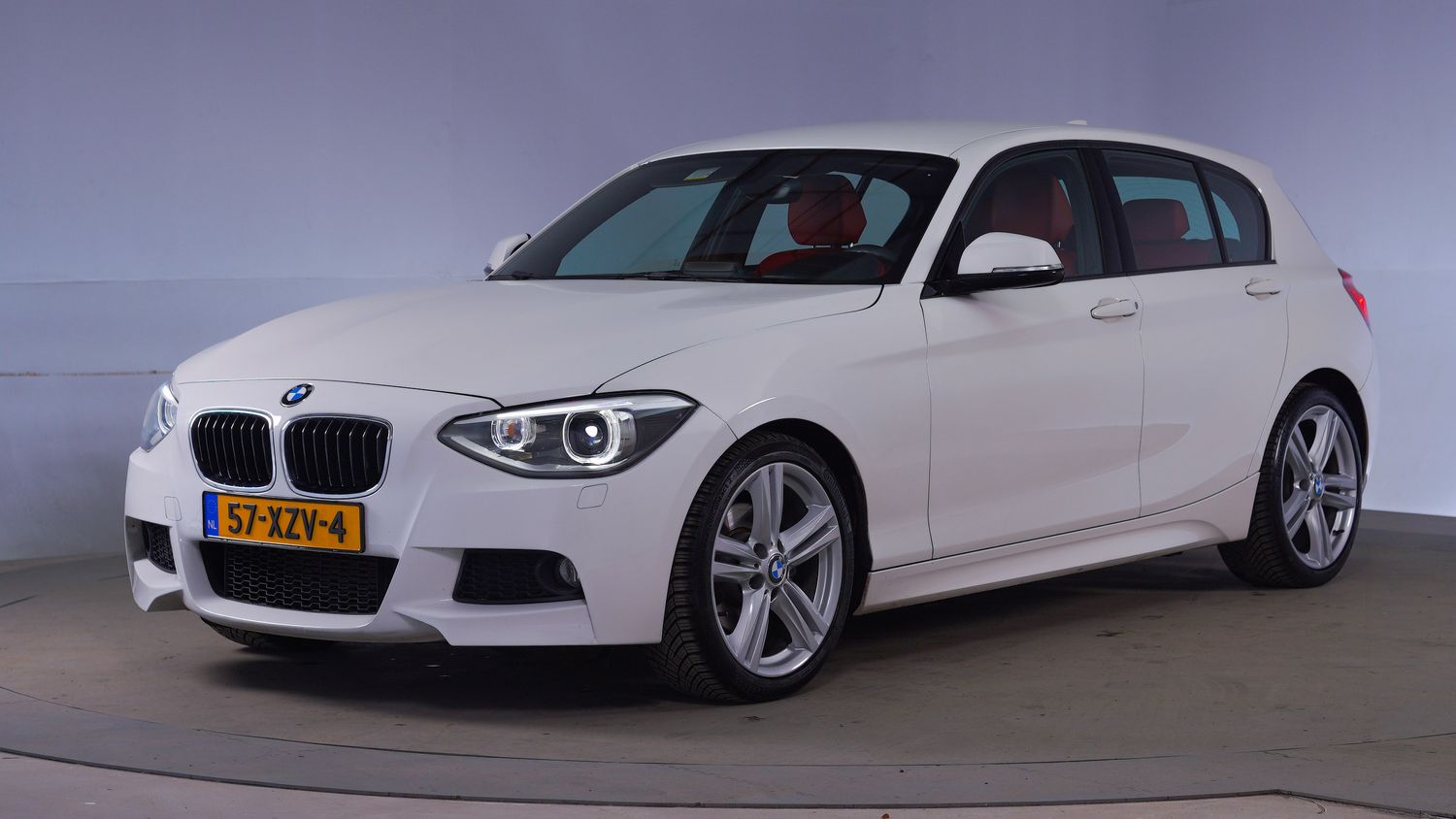 BMW 1-serie Hatchback 2012 57-XZV-4 1