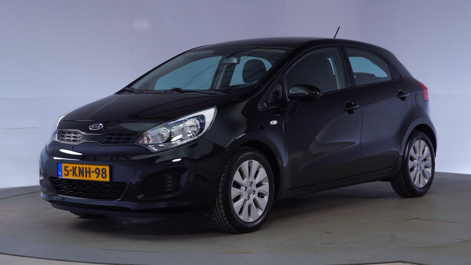 Kia Rio Hatchback 2011 5-KNH-98 1