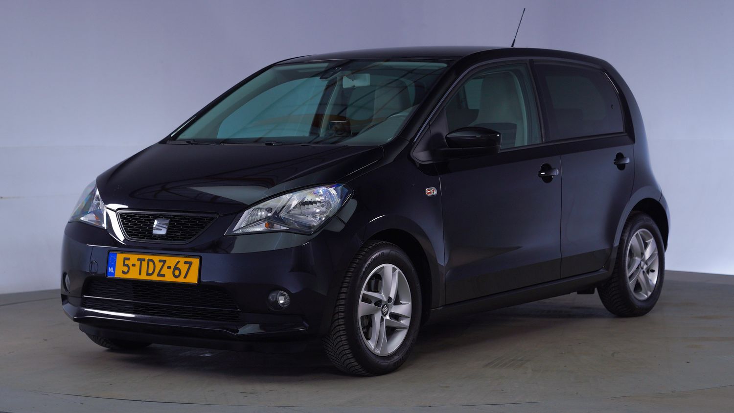 Seat Mii Hatchback 2014 5-TDZ-67 1