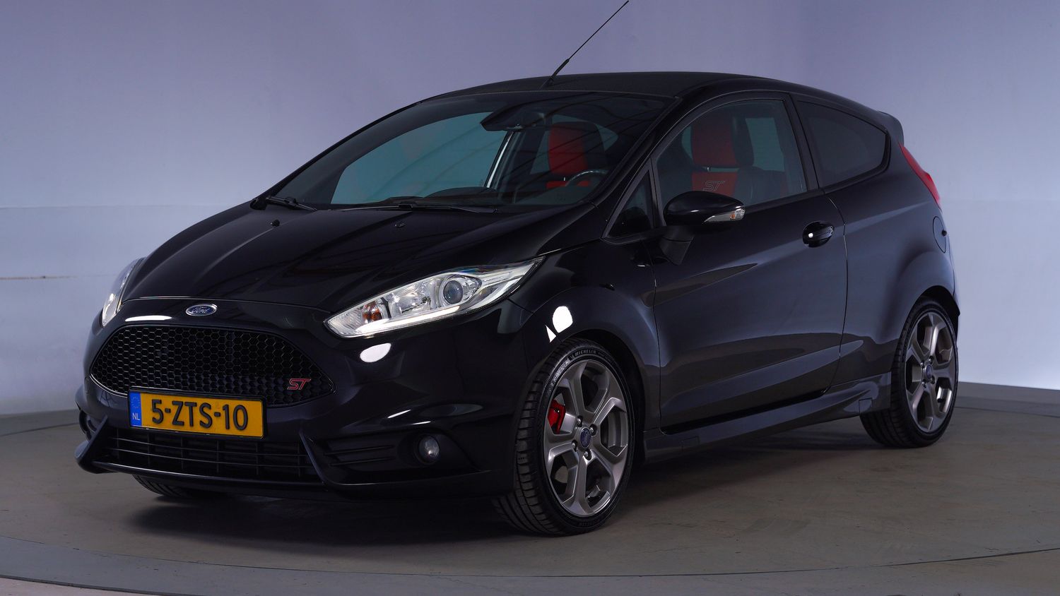 Ford Fiesta Hatchback 2015 5-ZTS-10 1