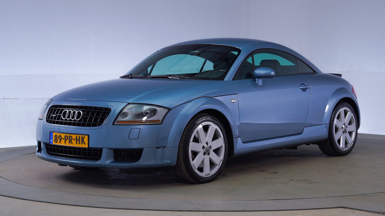 Audi TT Coupé 2004 89-PR-HK 1