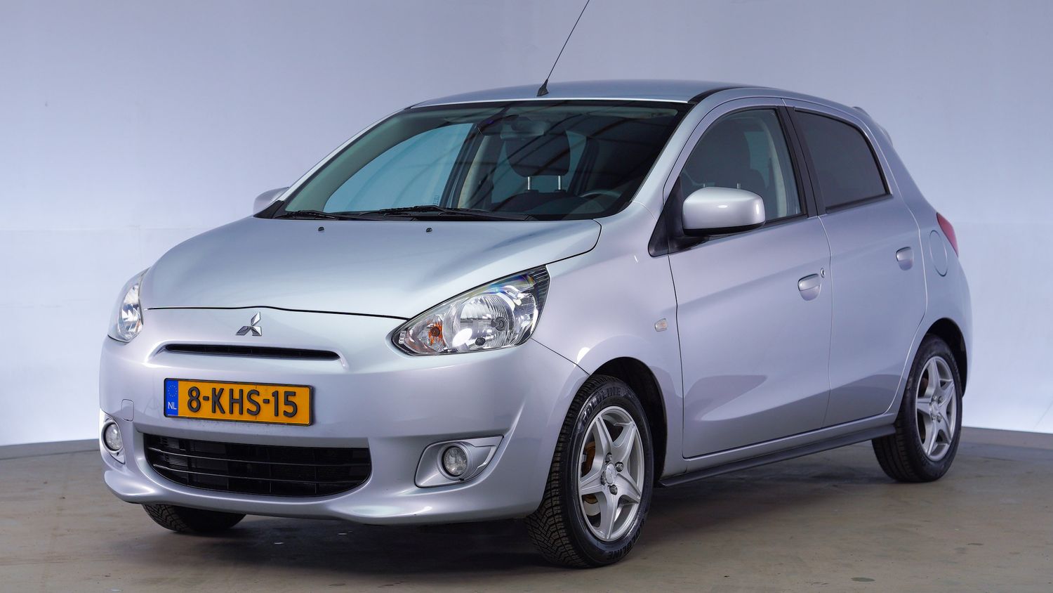 Mitsubishi Space Star Hatchback 2013 8-KHS-15 1