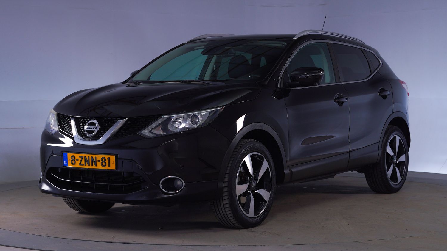 Nissan Qashqai SUV / Terreinwagen 2015 8-ZNN-81 1