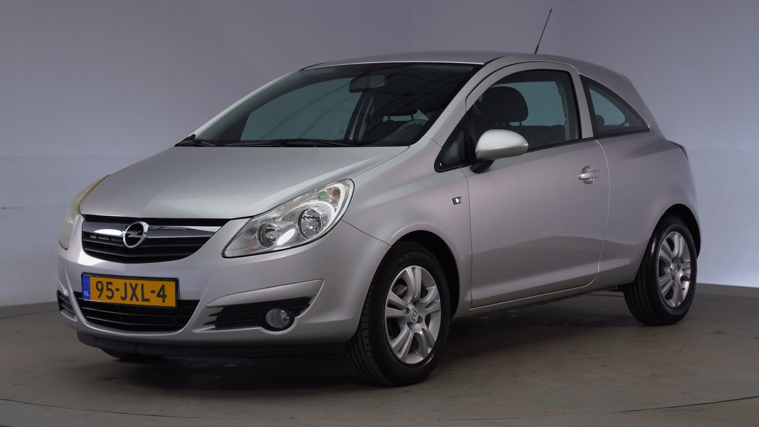 Opel Corsa Hatchback 2009 95-JXL-4 1