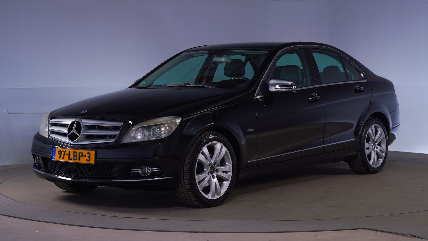 Mercedes-Benz C-klasse Sedan 2010 97-LBP-3 1