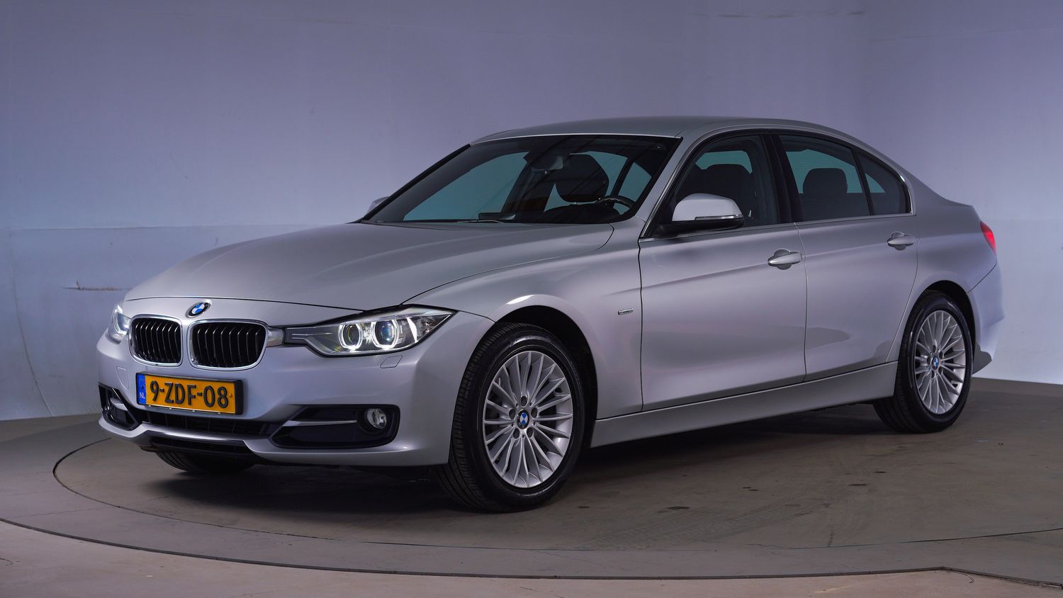 BMW 3-serie Sedan 2014 9-ZDF-08 1