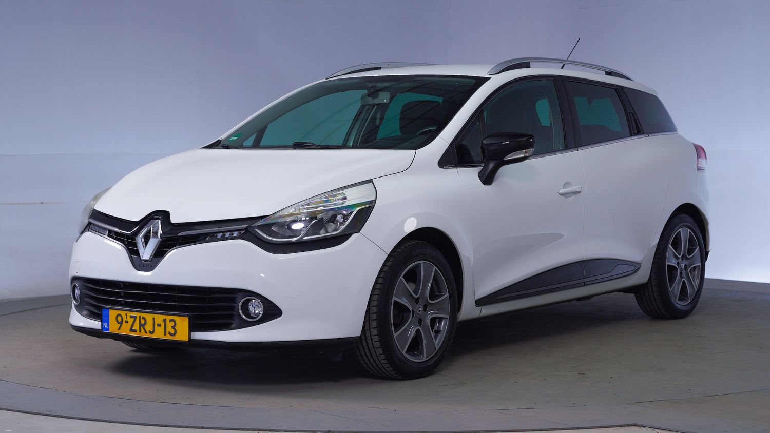 Renault Clio Station 2015 9-ZRJ-13 1