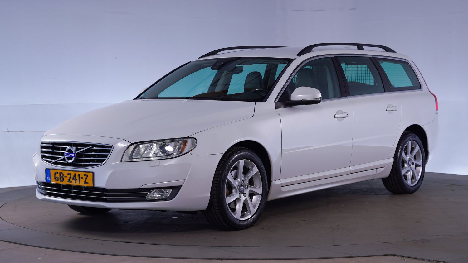 Volvo V70 Station 2015 GB-241-Z 1