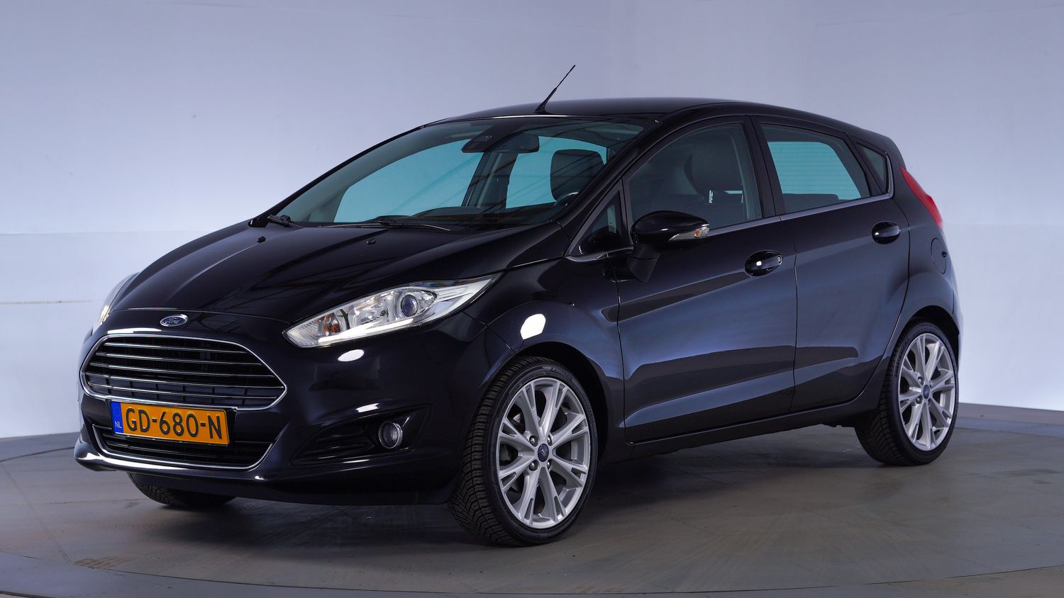 Ford Fiesta Hatchback 2015 GD-680-N 1