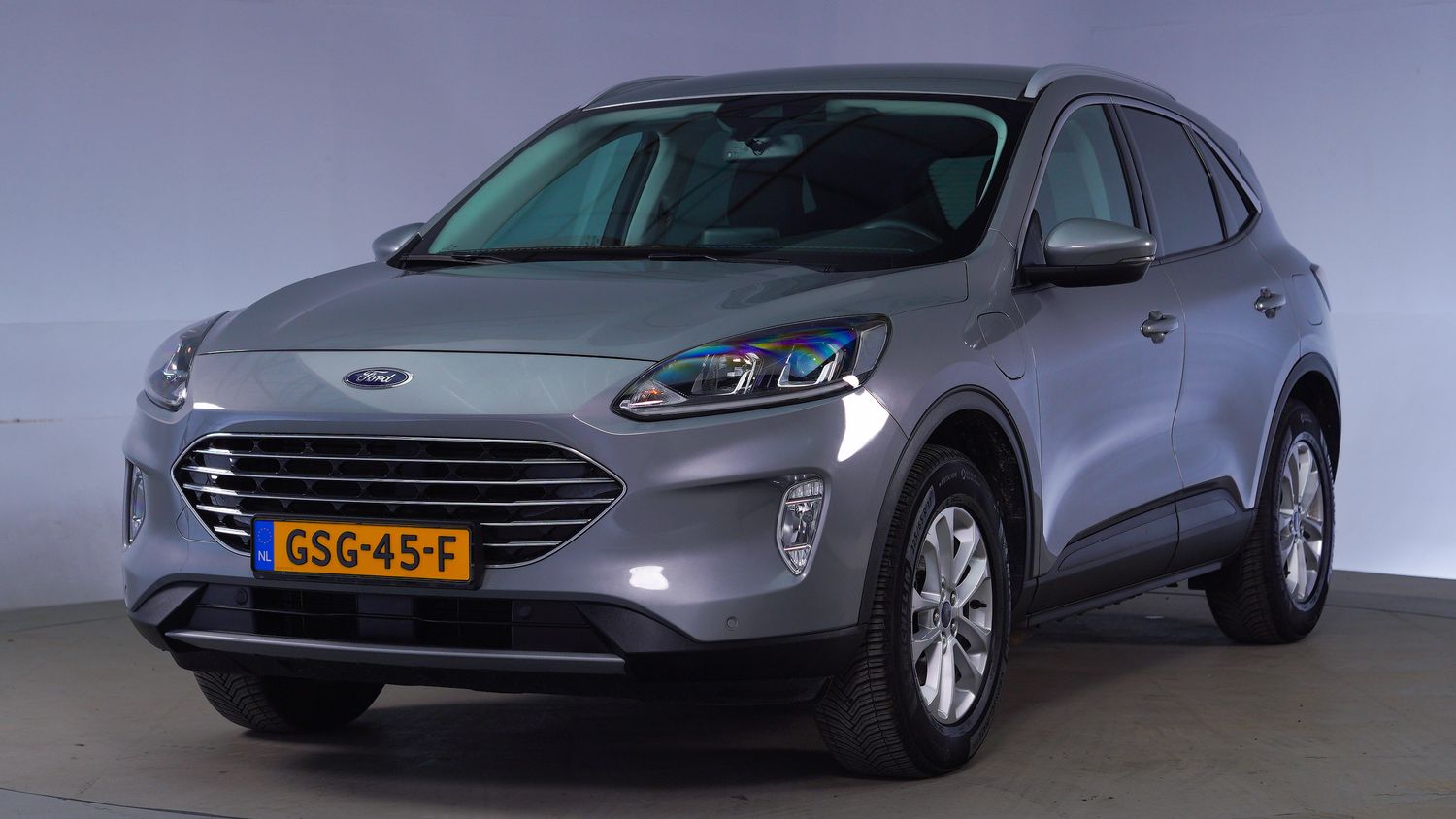 Ford Kuga SUV / Terreinwagen 2021 GSG-45-F 1