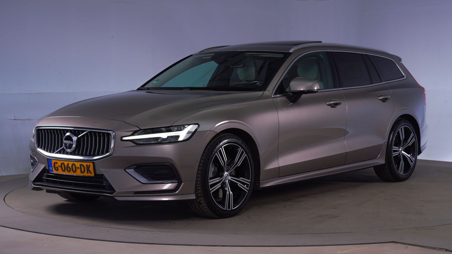 Volvo V60 Station 2019 G-060-DK 1