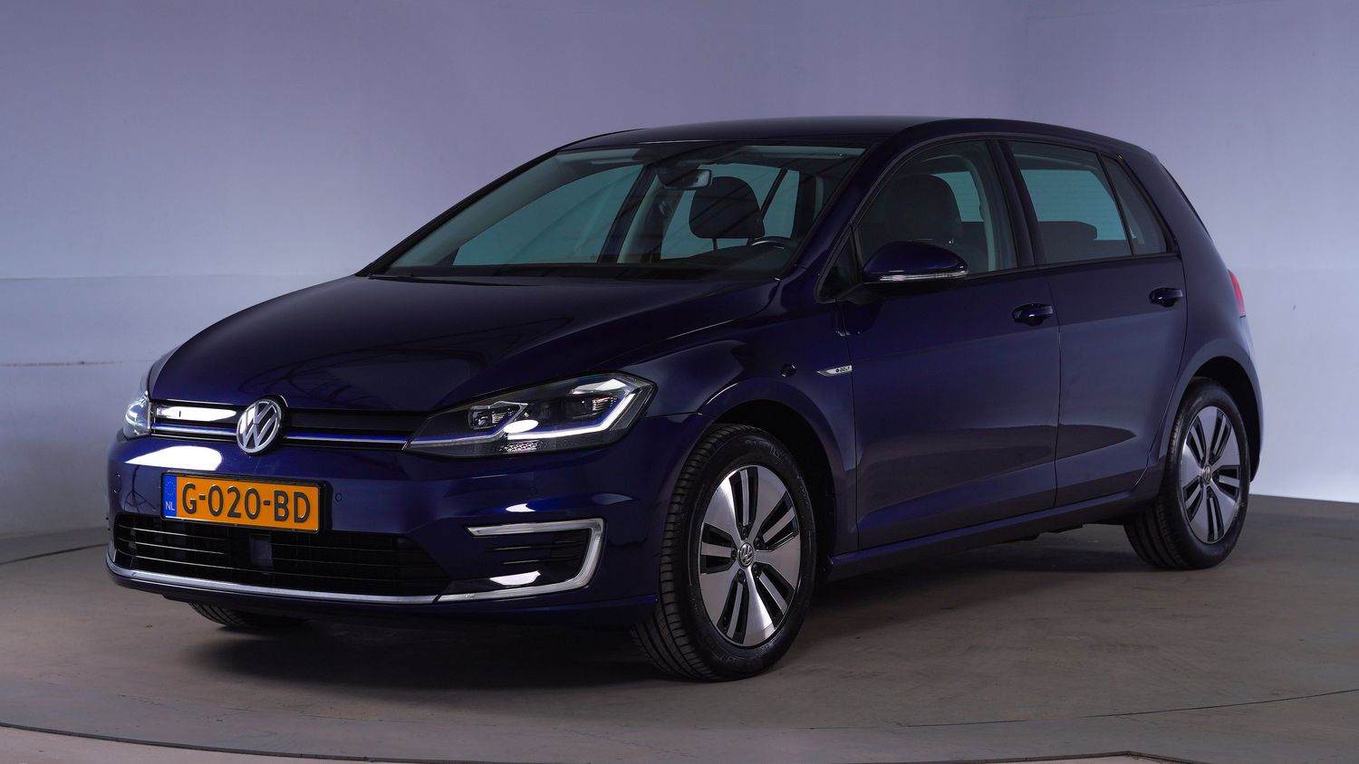 Volkswagen e-Golf Hatchback 2019 G-020-BD 1