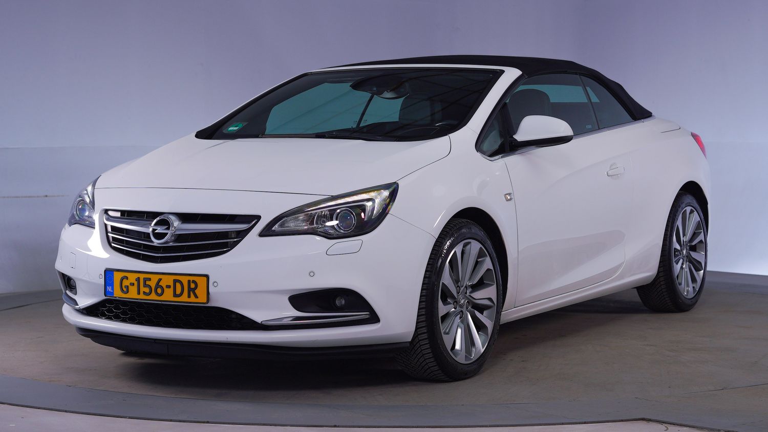 Opel Cascada Cabriolet 2016 G-156-DR 1