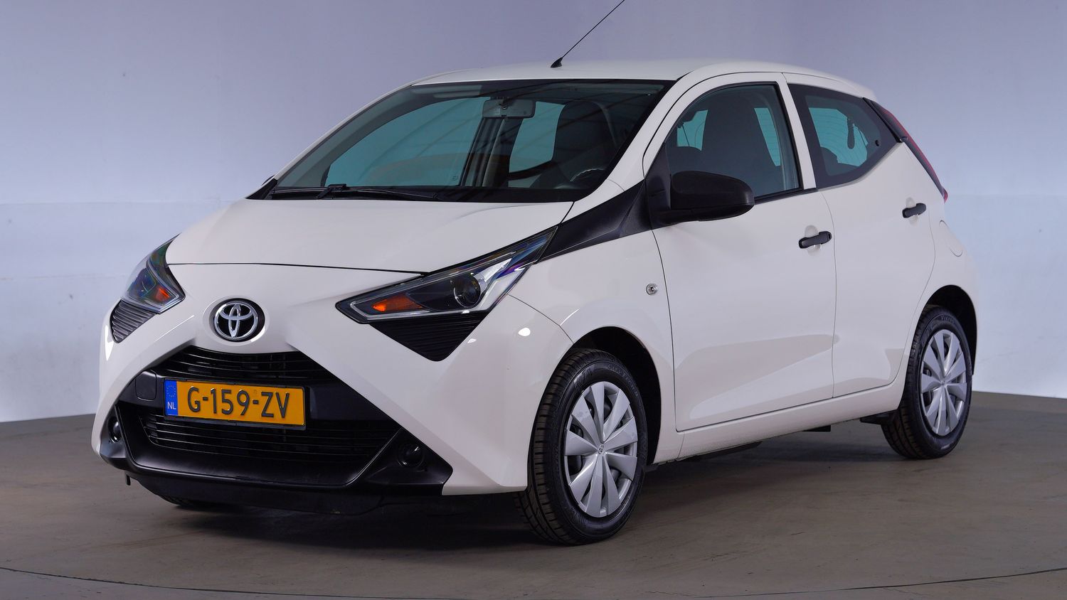 Toyota Aygo Hatchback 2020 G-159-ZV 1