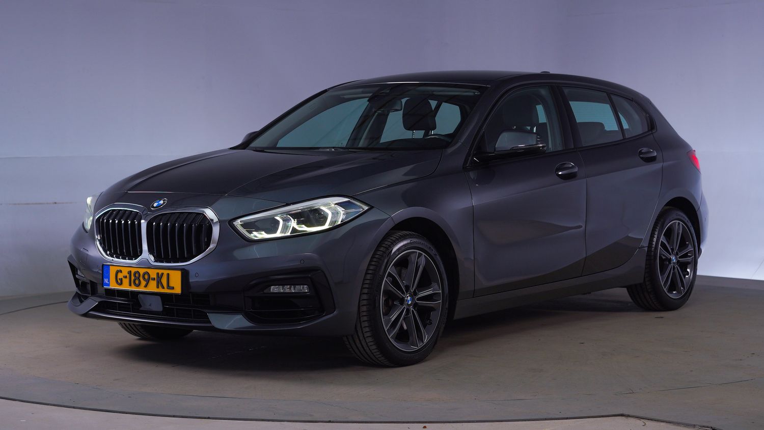 BMW 1-serie Hatchback 2019 G-189-KL 1