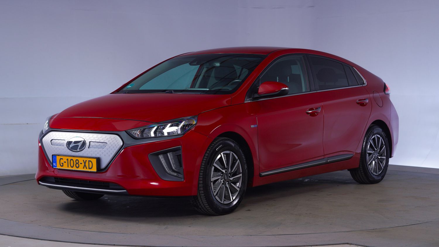 Hyundai Ioniq Hatchback 2019 G-108-XD 1