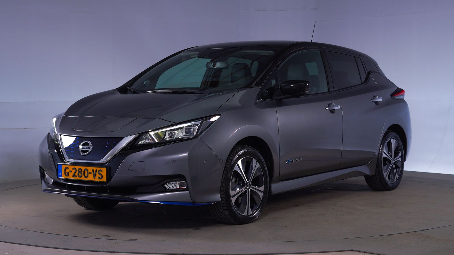 Nissan Leaf Hatchback 2019 G-280-VS 1