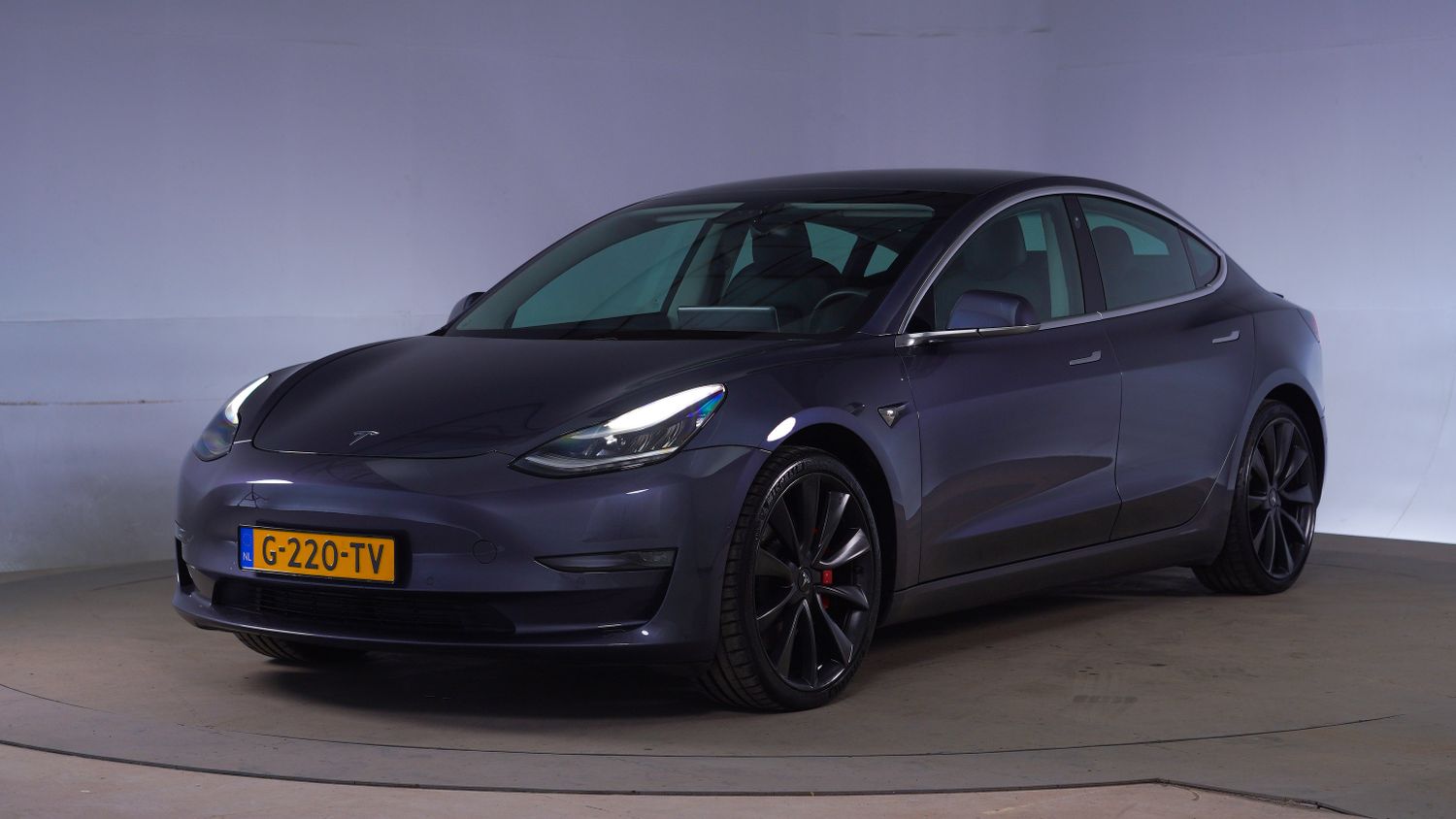 Tesla Model 3 Hatchback 2020 G-220-TV 1