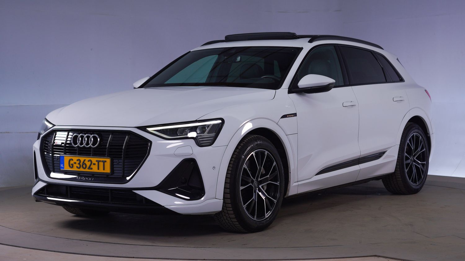 Audi E-Tron SUV / Terreinwagen 2019 G-362-TT 1