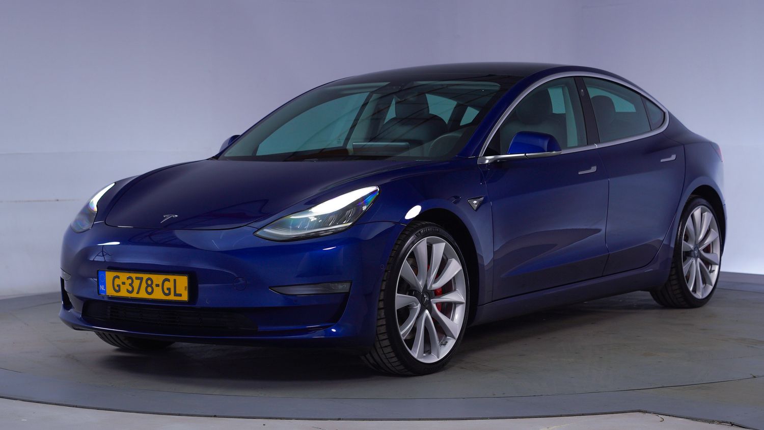 Tesla Model 3 Hatchback 2019 G-378-GL 1