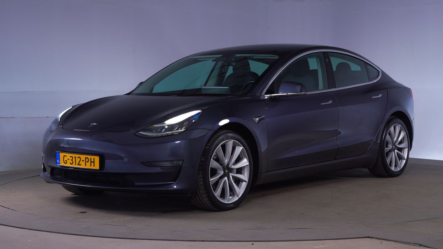 Tesla Model 3 Hatchback 2019 G-312-PH 1