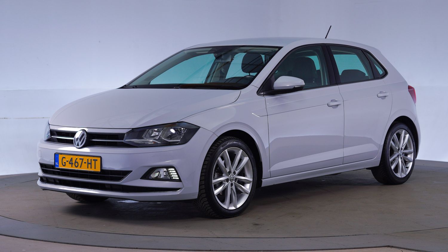 Volkswagen Polo Hatchback 2019 G-467-HT 1