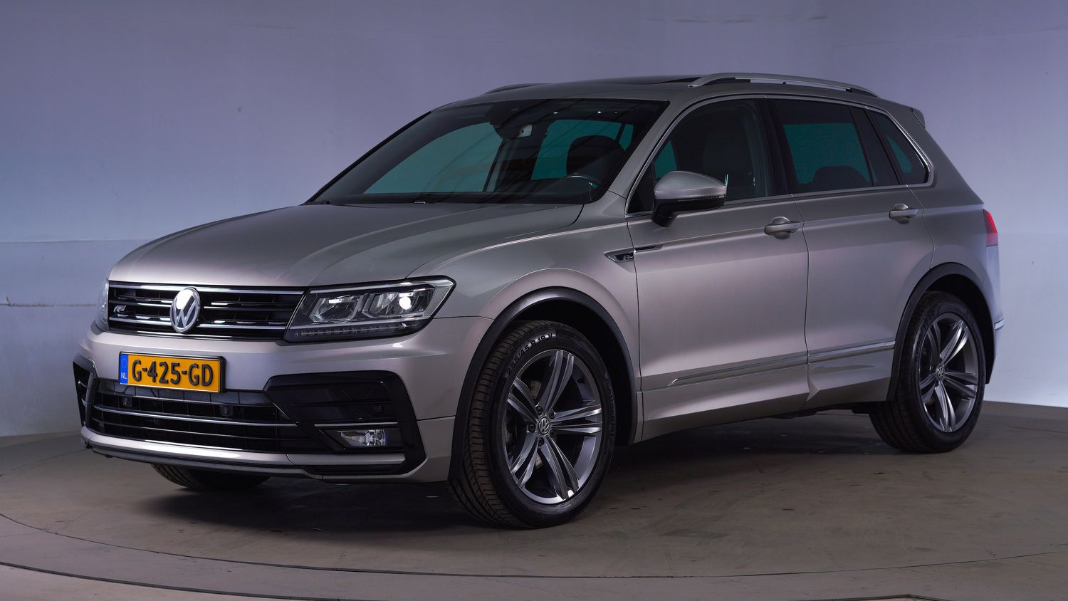 Volkswagen Tiguan SUV / Terreinwagen 2019 G-425-GD 1