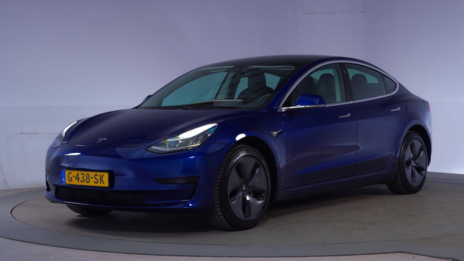 Tesla Model 3 Hatchback 2019 G-438-SK 1