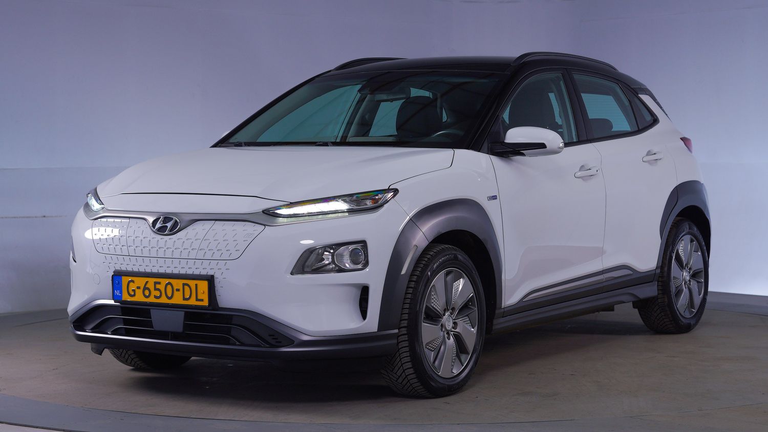 Hyundai Kona Hatchback 2019 G-650-DL 1