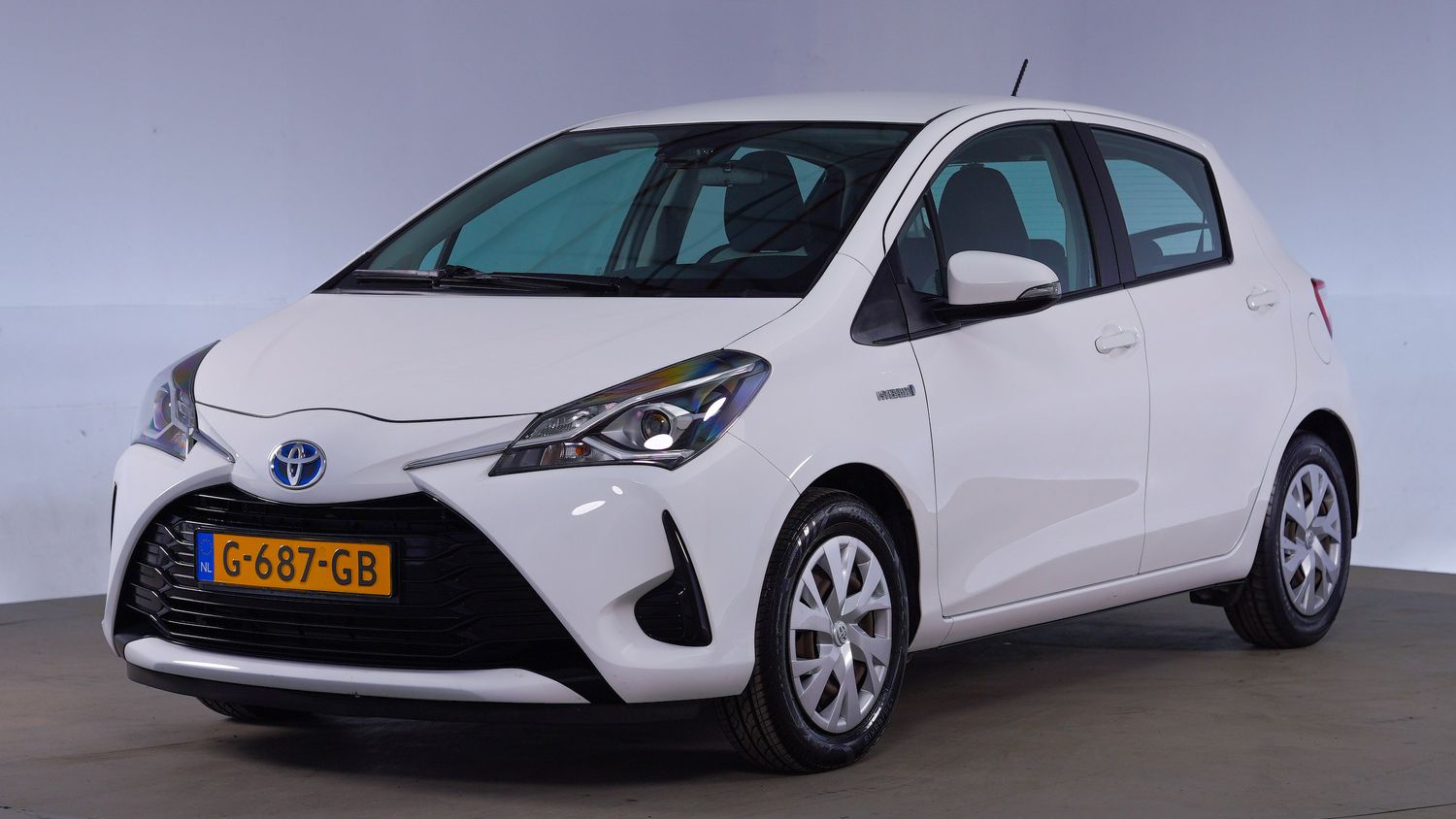 Toyota Yaris Hatchback 2019 G-687-GB 1