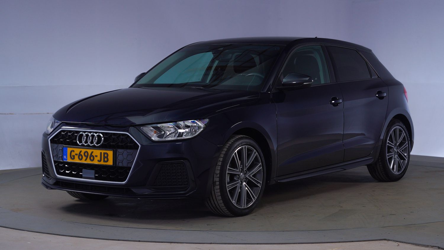 Audi A1 Hatchback 2019 G-696-JB 1