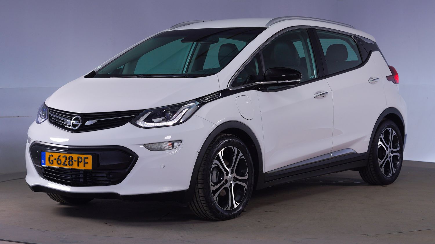 Opel Ampera-e Hatchback 2019 G-628-PF 1