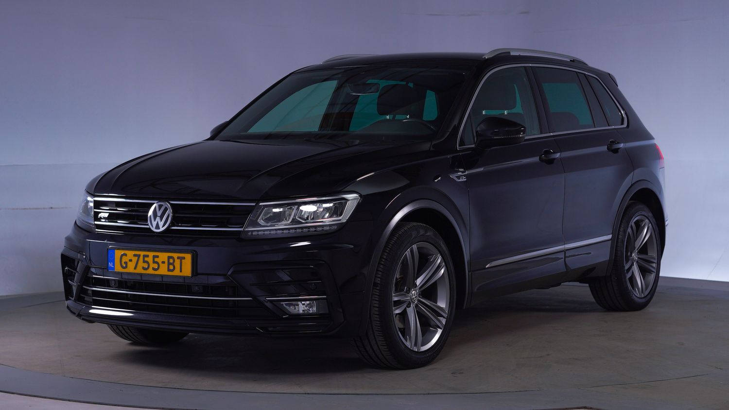 Volkswagen Tiguan SUV / Terreinwagen 2019 G-755-BT 1